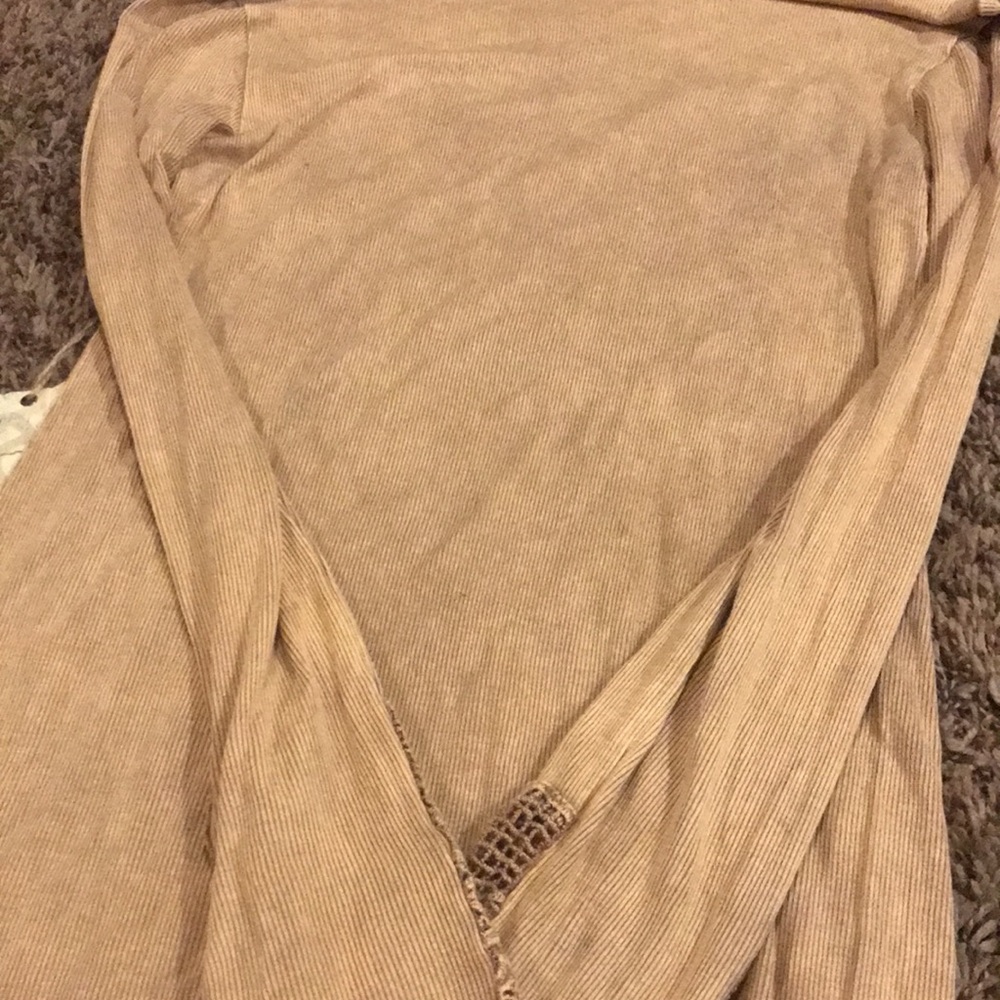 Shirt - Picture 5 of 8